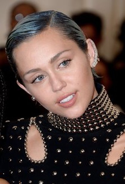Miley Cyrus - coiffures