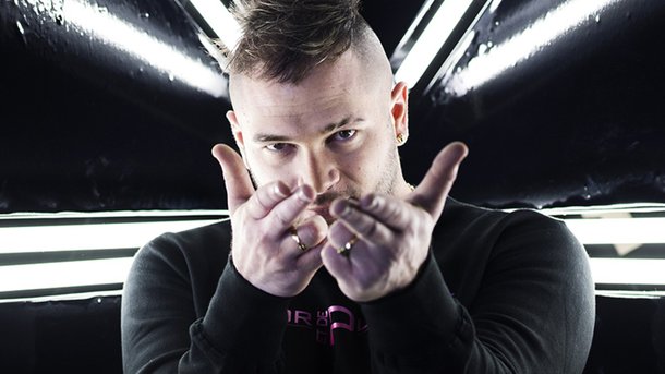 Jul : «L’ovni» déjà double disque de platine!