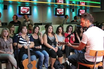 Chérie Acoustic : Christophe Maé et les gagnantes