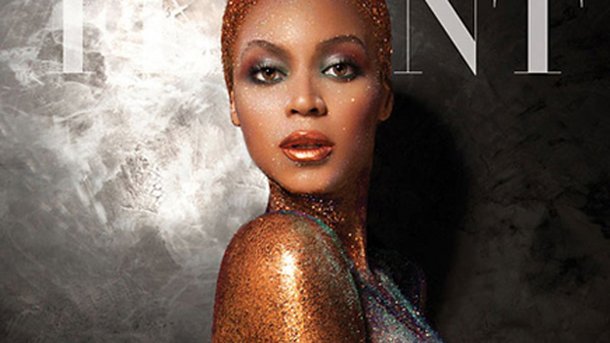 Beyoncé : nue en couverture du magazine Flaunt !