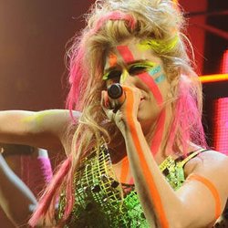 Ke$ha en tête des ventes de singles pour 2010
