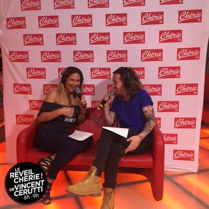Tête à tête entre Stéphanie et Julien Doré