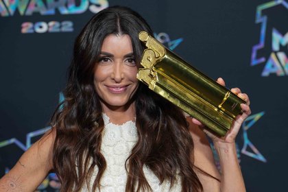 Jenifer - Photocall des NRJ Music Awards 2022