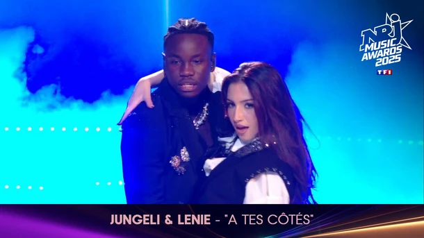 Lenie et Jungeli ambiancent le public avec "A tes côtés"