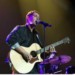 Cris Cab @ NRJ Music Tour de Paris