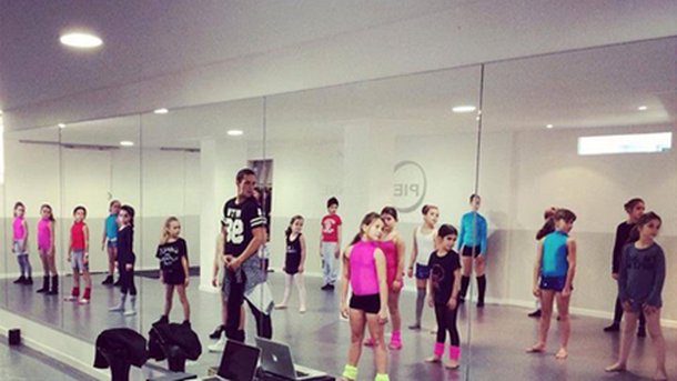 Alizée : Grégoire Lyonnet danse avec sa fille !