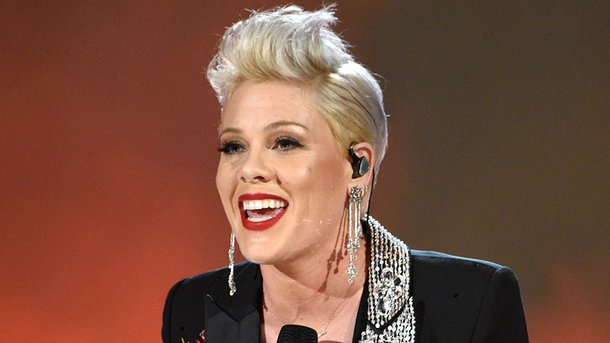 Pink perd les Grammy pour la 20ème fois, elle réagit