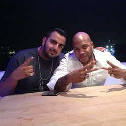 Flo Rida : "Sur le yatch avec la famille @StacyReign @DJKRONIK et mon pote @official_sl" 
