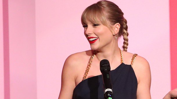 Taylor Swift: écoutez dès maintenant l’inédit «You All Over Me (From the vault)»