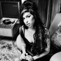 Halftime, la nouvelle chanson d'Amy Winehouse en écoute