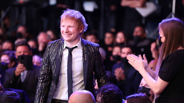 Ed Sheeran filme ses enregistrements après le scandale de plagiat