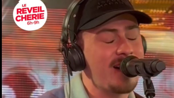Pierre Garnier chante en live son dernier single "Nous On Sait" ! 😍