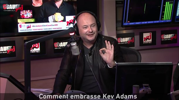 Comment embrasse Kev Adams ?