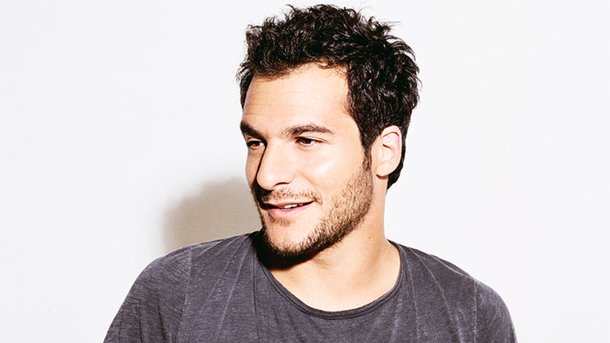 Amir: en tournée des Zéntihs avec NRJ!