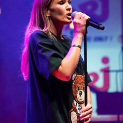 Vitaa - NRJ Music Tour Paris 2019