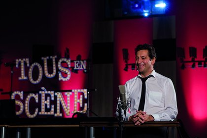 Tous en Scène: Laurent Gerra double Gunter