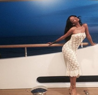 Rihanna sur son yacth