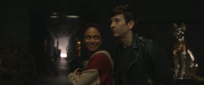 Makkari (Lauren Ridloff) et Druig (Barry Keoghan) dans "Les Eternels"