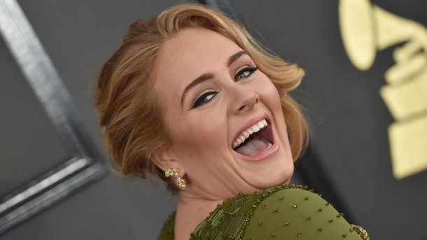 Adele métamorphosée évoque avec humour sa perte de poids