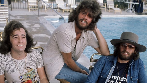 Bee Gees : Ridley Scott donne des nouvelles du biopic
