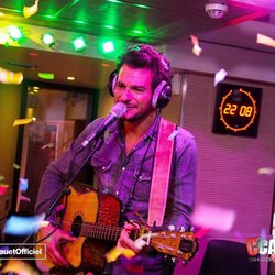 Lundi 16 Mai 2016 avec Amir - C Cauet sur NRJ