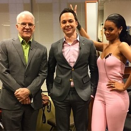 About to be on Good Morning America with these two crazies... #SteveMartin @badgalriri #DreamWorksHOME