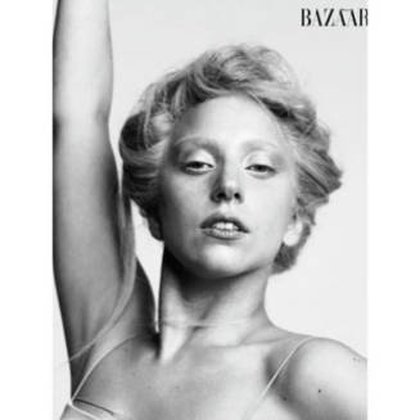 Lady Gaga sans maquillage pour Harper's Bazaar