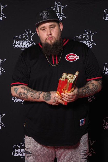 Rag'n'Bone Man (Révélation Internationale de l'année) - NRJ Music Awards 2017