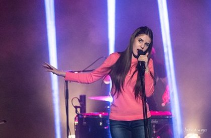 Concert Pop Love - Marina Kaye
