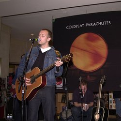 “Parachutes”, l’album de la révélation