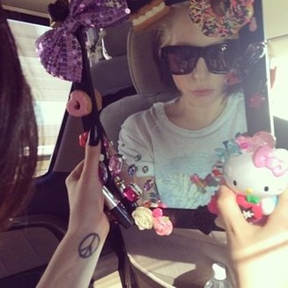 Lady Gaga: Un miroir fait par un fan Japonais. Trop mignon