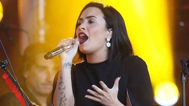 Demi Lovato : lassée des critiques, elle veut quitter les réseaux sociaux!