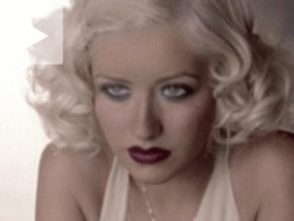 Christina Aguilera - Hurts