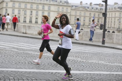 La team Fitnext/Chérie FM lors de la Parisienne