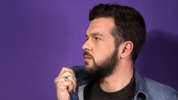 Quand Claudio Capéo était obligé de faire la manche…
