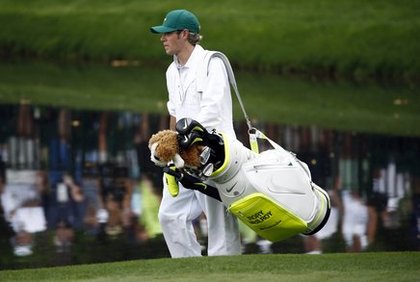 Niall Horan sur un parcours de golf