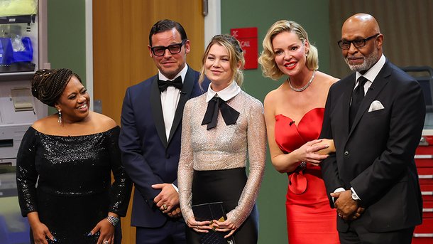 «Grey’s Anatomy» : le casting historique réuni aux Emmy Awards 2024