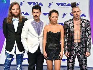 DNCE