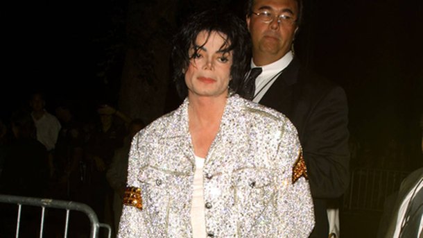 Michael Jackson est la célébrité décédée qui rapporte le plus!