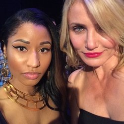Nicki Minaj ultra glamour pour les MTV Movie Awards