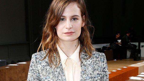 Christine and The Queens : gros plan sur son style androgyne