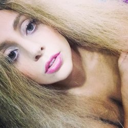 Lady Gaga: Goodnight monsters , goodnight ARTPOP. -seashell girl