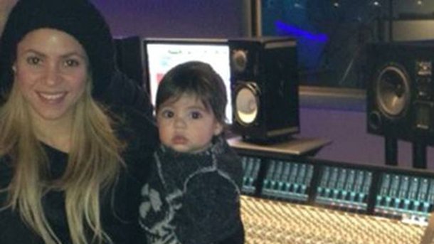 Shakira : en studio avec Milan