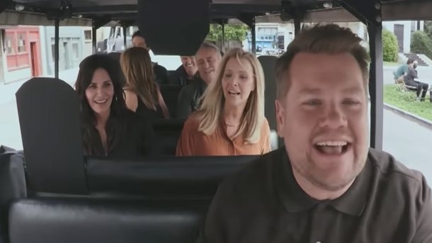 «Friends»: le casting réuni pour chanter «I'll be there for you» dans le Carpool Karaoke de James Corden!