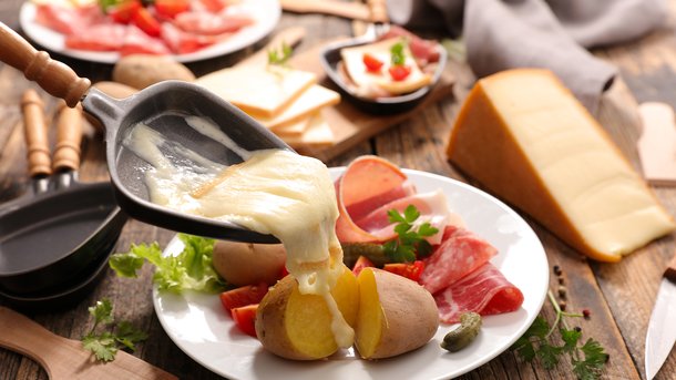 Les infos du Réveil Chérie : Un site internet vient de lancer une calculatrice à raclette !
