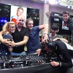 Vendredi 22 Mai 2015 Nils Van Zandt