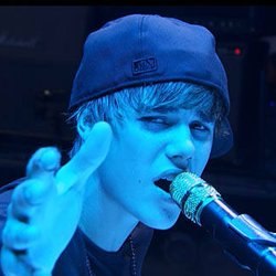 Justin Bieber devient grand