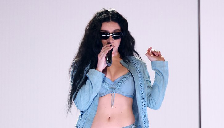 Charli XCX, live, 67e Grammy Awards, Los Angeles, le 2 février 2025