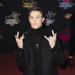 Lenni-Kim - Montée des Marches NRJ Music Awards 2019