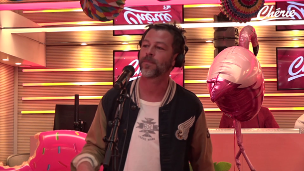 CHRISTOPHE MAÉ "Y'a du Soleil" en live dans Le Réveil Chérie